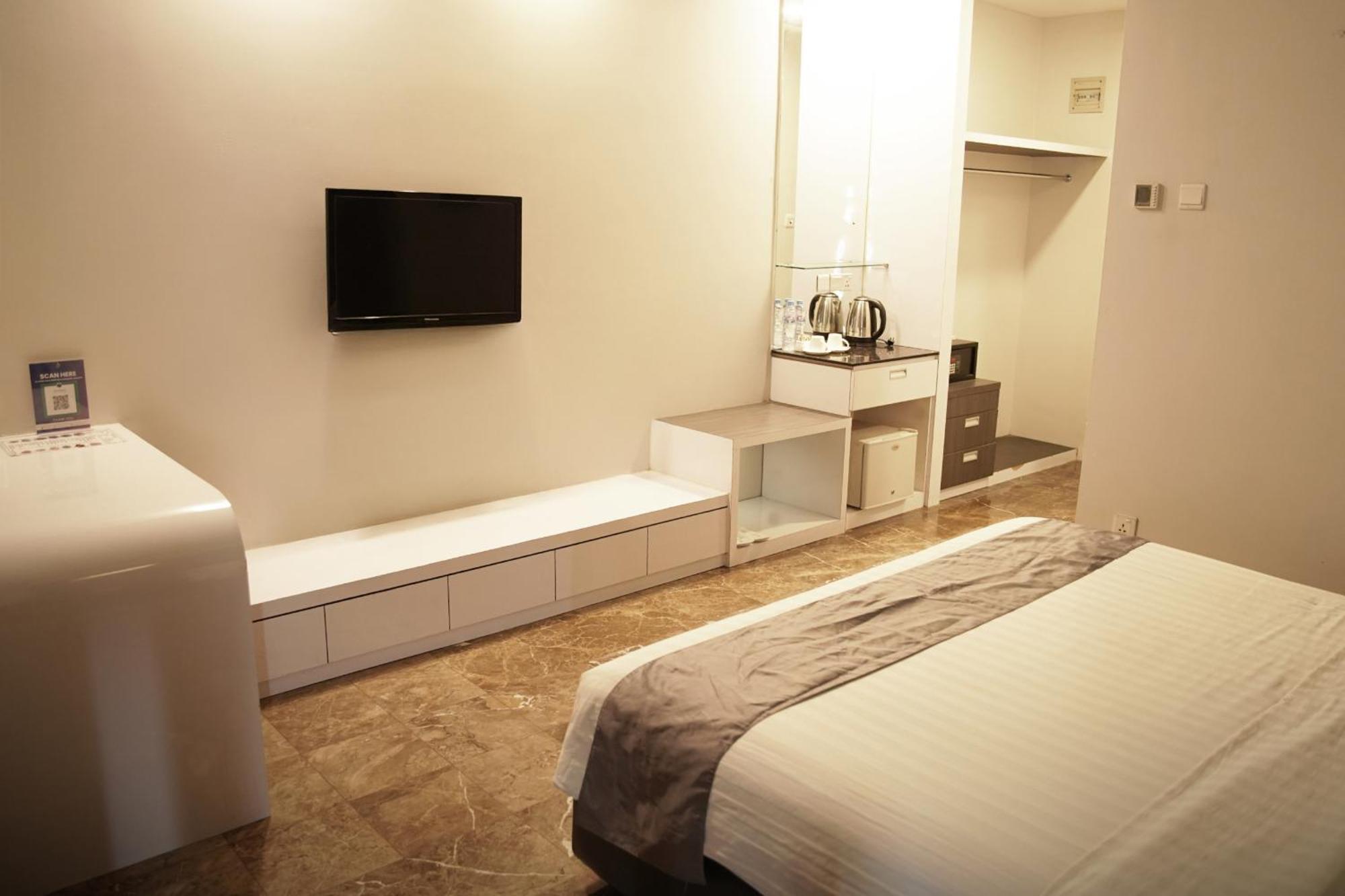 Dreamtel Jacarta Exterior foto