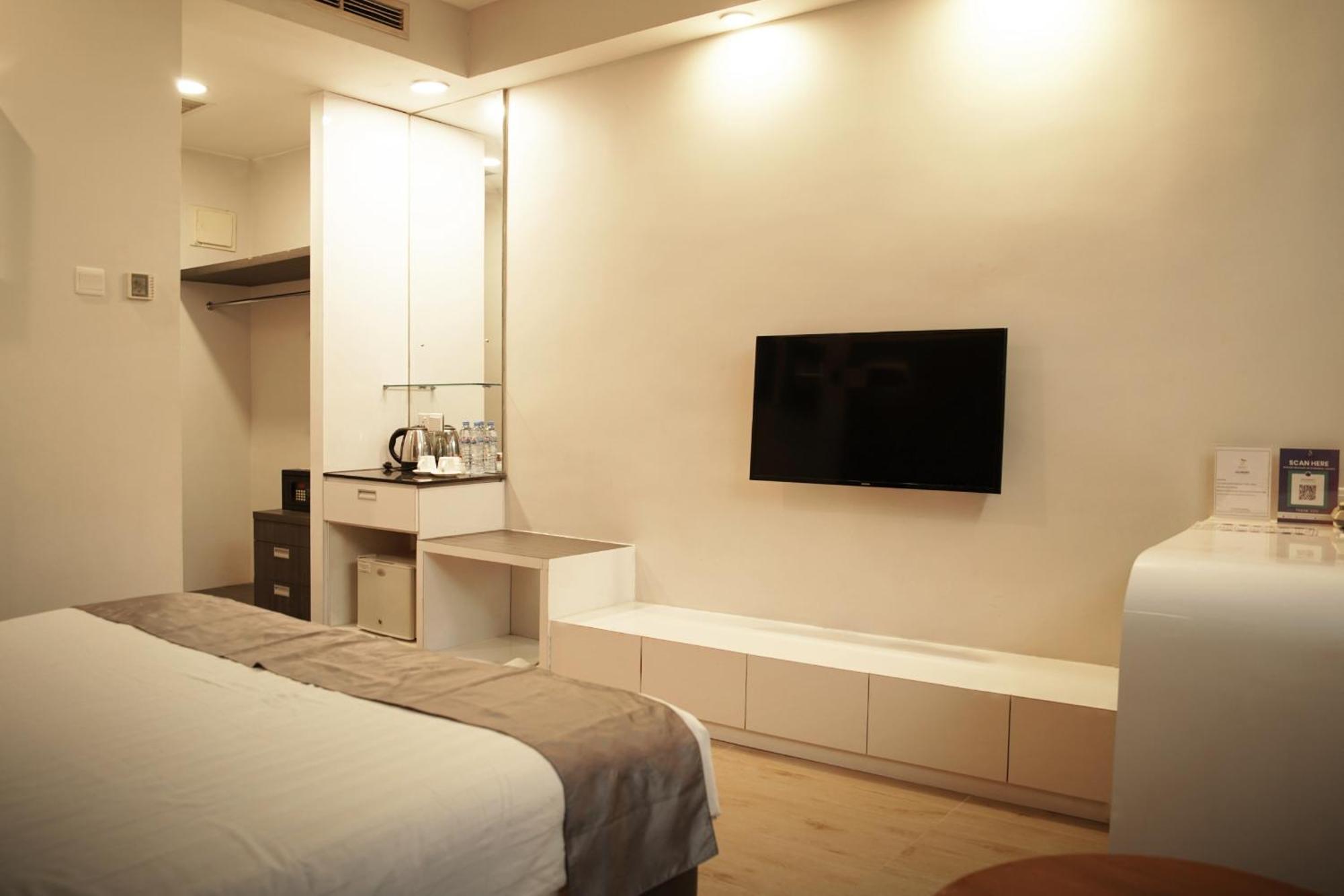 Dreamtel Jacarta Exterior foto