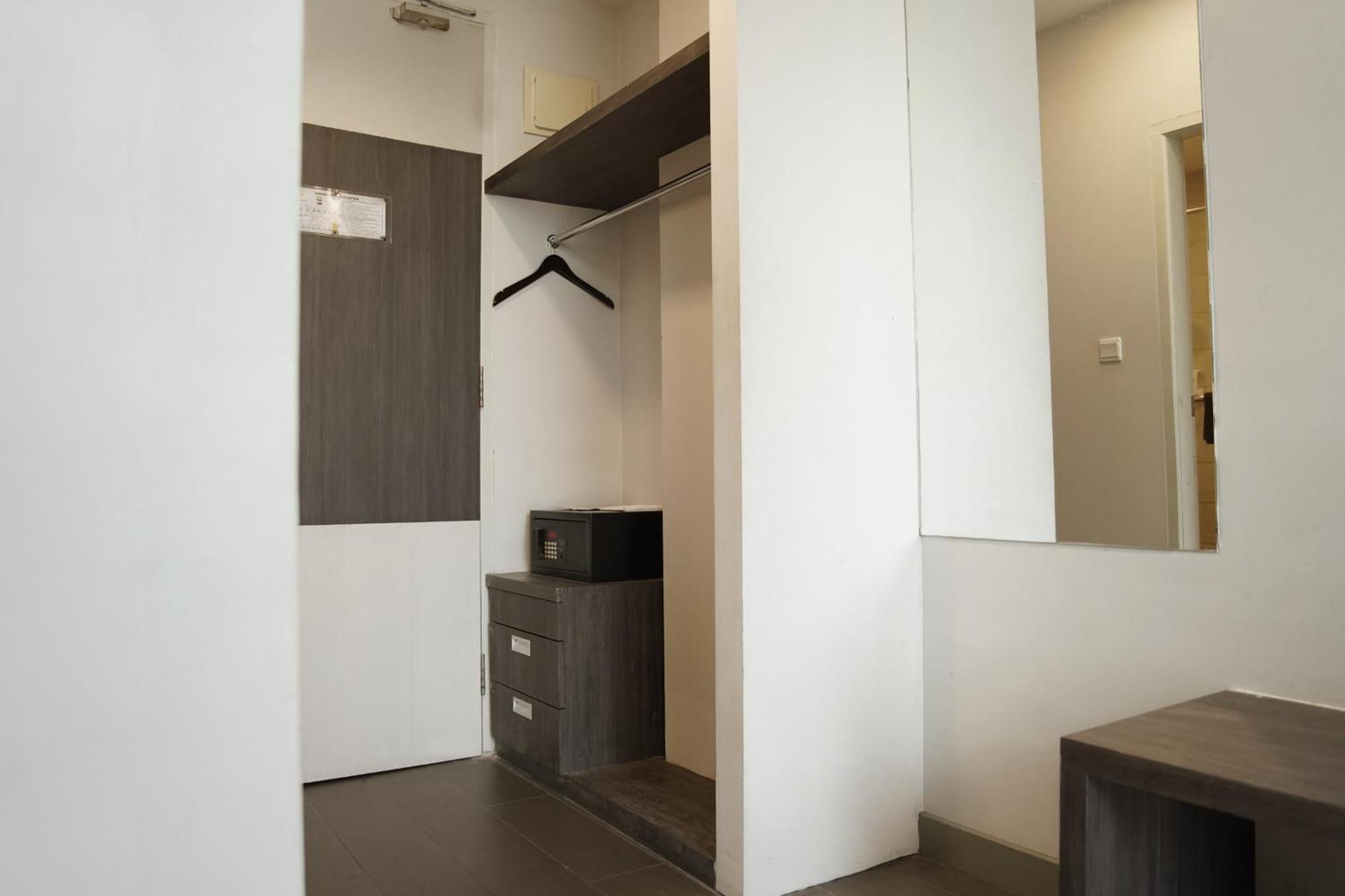 Dreamtel Jacarta Exterior foto