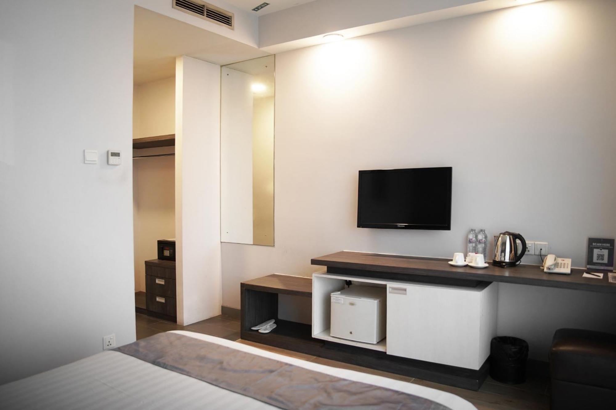 Dreamtel Jacarta Exterior foto